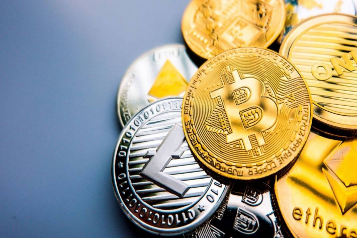 Bitcoin dolar zincirini kırdı! 