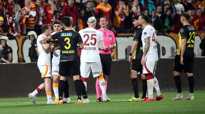 İstanbulspor 0-2 Galatasaray (MAÇ SONUCU ÖZET)