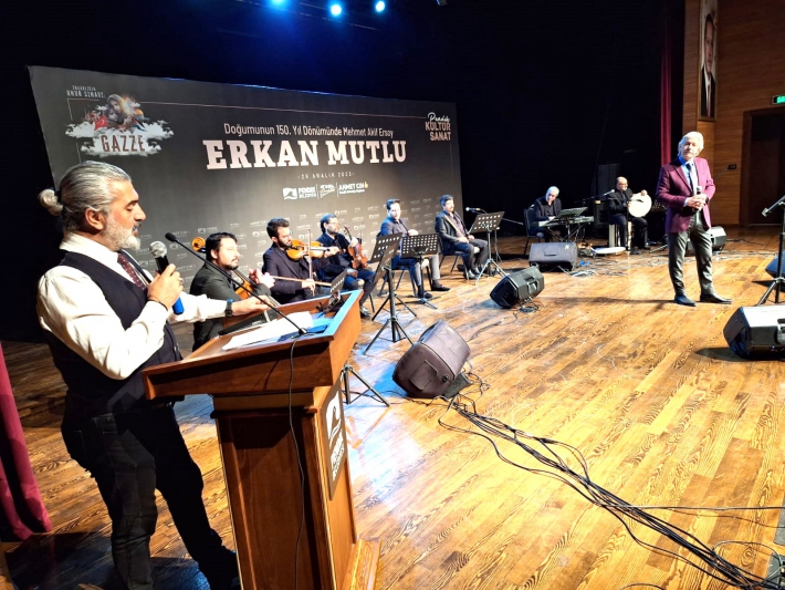 MUHTEŞEM DÜET: ERKAN MUTLU & ADAVAPURU ŞAKİR
