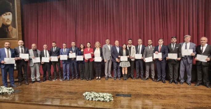 CHP Pendik Meclis Üyeleri Mazbatalarını Teslim Aldılar