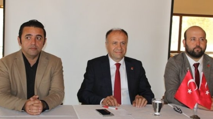 Niyazi Güneri CHP İlçe Başkanlığına Yeniden Adaylığını Duyurdu