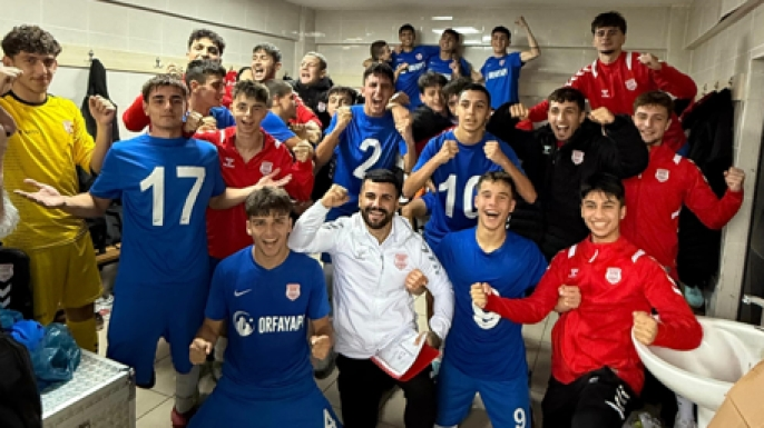 Pendikspor U-17 Takımı Liderliğini Sürdürüyor
