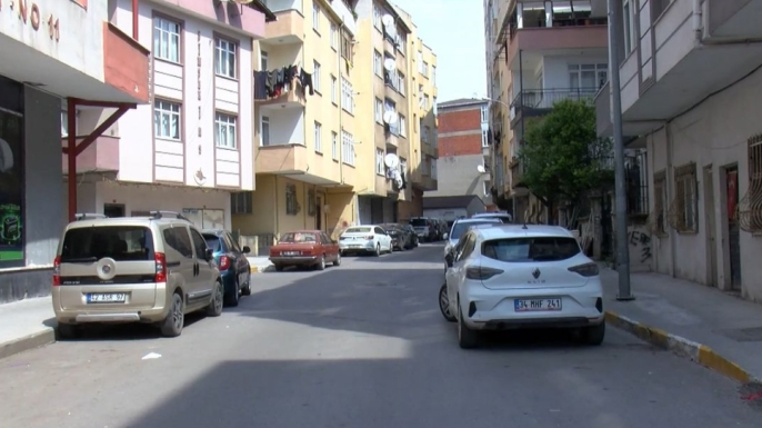 Pendik’te 8 Yaşındaki Çocuğa Otomobil Çarptı