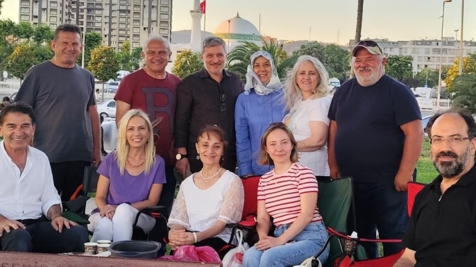 Zihince Grubuna Kenan Şahin’den Sürpriz Ziyaret