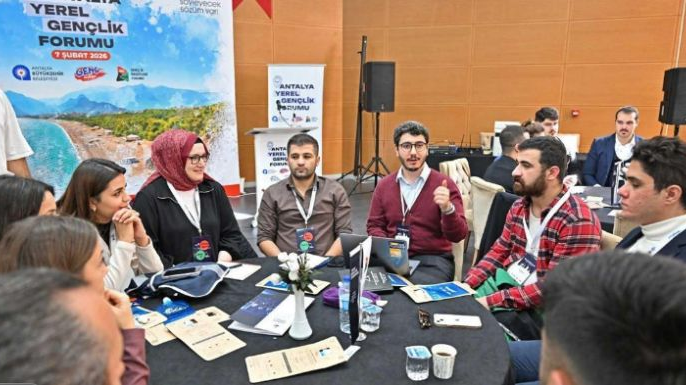 Gençlerin Siyasete Katılımı: Karar Mekanizmalarında Neler Değişiyor?