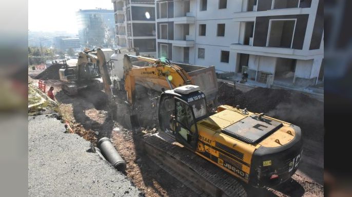 Pendik’te Yağmur ve Atık Su Kanalı Uzunluğu 105 Kilometreye Ulaştı