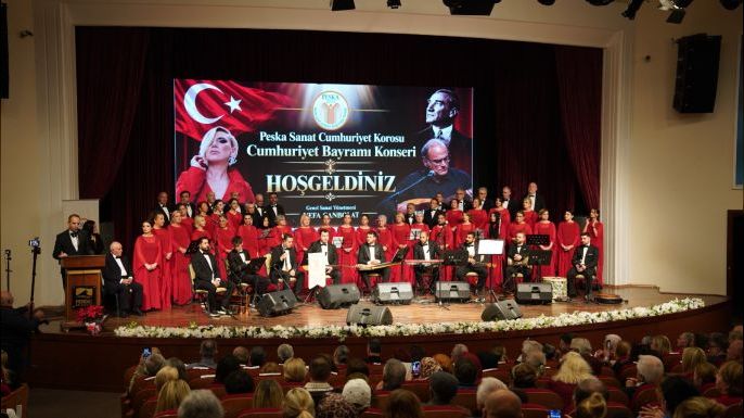 PESKA Sanat Cumhuriyet Korosu’ndan Unutulmaz Cumhuriyet Bayramı Konseri