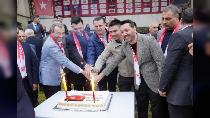 Sivaslıların Gardaşlık Festivali Renkli Görüntülere Sahne Oldu