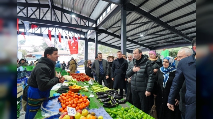 Yayalar’da Beklenen Pazar Açıldı, İlgi Yoğun Oldu