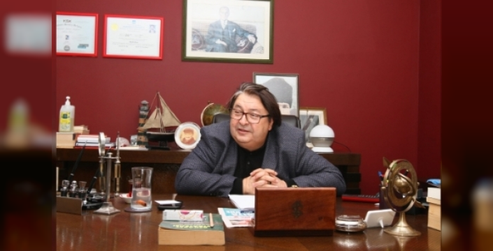 Abidin Ekren: Dünya Çoklu Kriz Eşiğinde